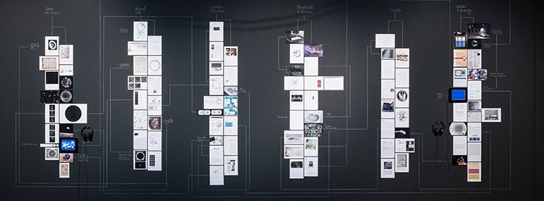 Microfluidic Oracle Chip, exhibition view, Subsurdum Wall © Agnes Meyer-Brandis, VG Bildkunst, 2019